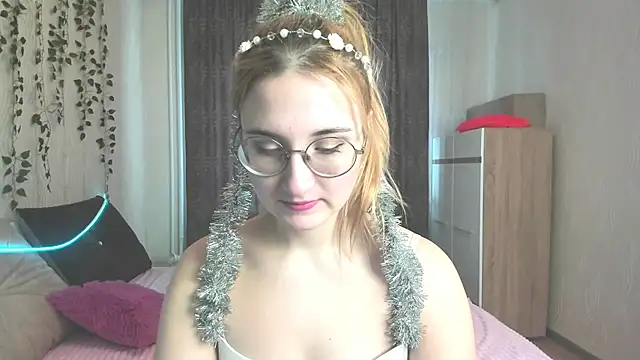 Miss Elsa  online show from 01-23-25, 04:52