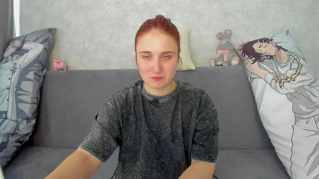 Snapshot of Miss_Elsa_ chatting on 05-15-26, 02:51 Miss Elsa online show from 05-15-26, 02:51