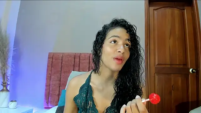 AntonellaHall  online show from 06-10-26, 12:55