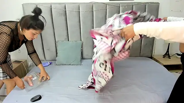 Emmy-Turnner online show from 03-15-25, 02:01