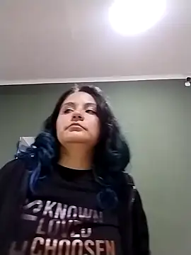 gigiqueen 18 online show from 04-08-26, 06:02