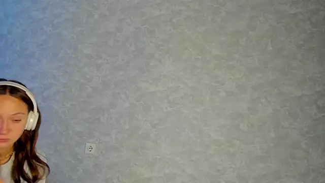 EllaSky xoxo online show from 10-07-25, 07:00