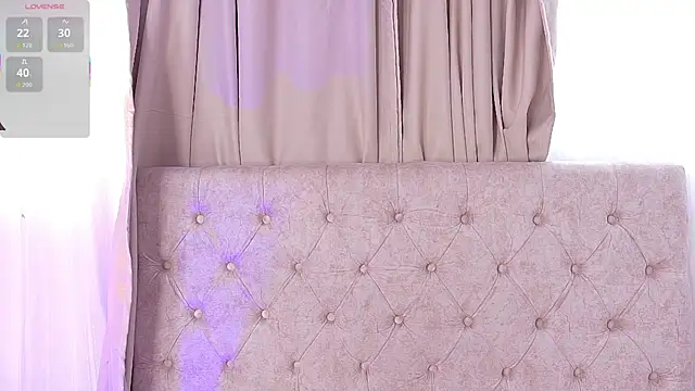 Snapshot of Alyssa_jones chatting on 11-05-25, 01:55 Alyssa jones online show from 11-05-25, 01:55