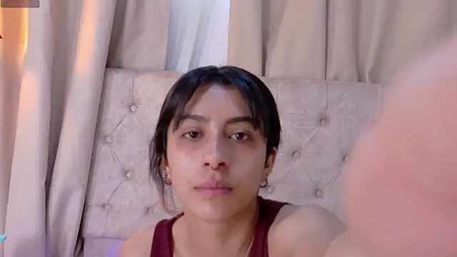 Snapshot of Alyssa_jones chatting on 11-14-25, 02:05 Alyssa jones online show from 11-14-25, 02:05