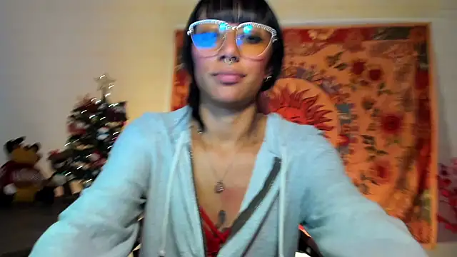 Demeter   online show from 12-06-24, 01:07