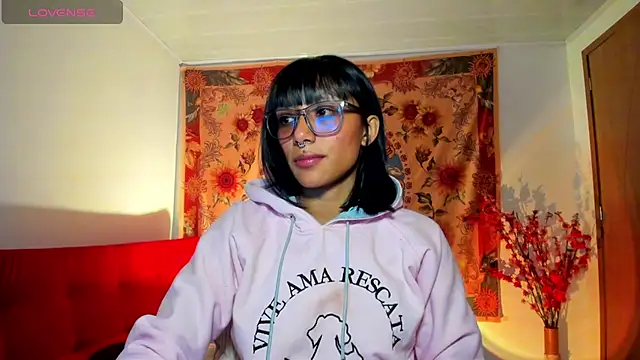 Demeter   online show from 10-15-25, 03:06