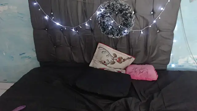 Camila TransGirl online show from 02-08-25, 06:33