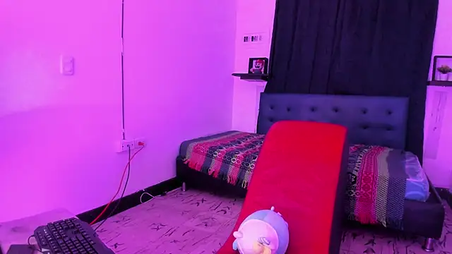 Camila TransGirl online show from 03-01-25, 07:30