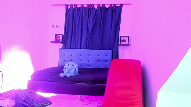 Camila TransGirl online show from 03-19-25, 06:57