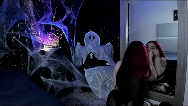 Snapshot of Calliope_dark chatting on 11-07-25, 01:22 Calliope dark online show from 11-07-25, 01:22