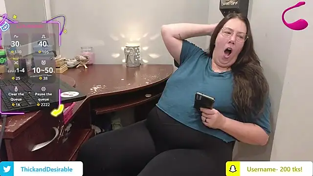 ThickGirlsDoItBetter online show from 10-23-25, 05:12