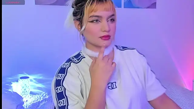 Pretty  zoe online show from 03-19-25, 08:54