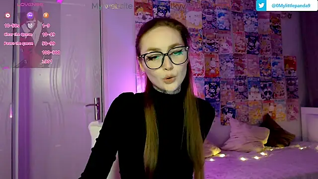 Snapshot of Milky_way_UwU chatting on 12-16-24, 04:23 Milky way UwU online show from 12-16-24, 04:23