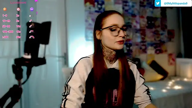 Snapshot of Milky_way_UwU chatting on 01-15-25, 12:30 Milky way UwU online show from 01-15-25, 12:30