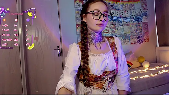 Snapshot of Milky_way_UwU chatting on 09-22-25, 10:28 Milky way UwU online show from 09-22-25, 10:28