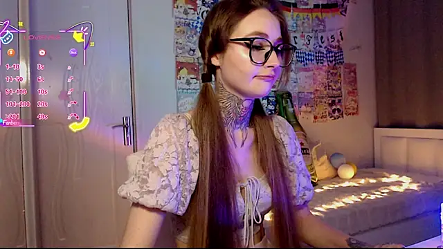 Snapshot of Milky_way_UwU chatting on 10-01-25, 04:46 Milky way UwU online show from 10-01-25, 04:46