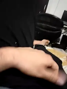 Snapshot of tarun997700 chatting on 01-08-25, 11:10 tarun997700 online show from 01-08-25, 11:10