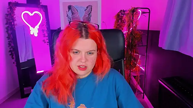 NielletaBlossom online show from 12-30-24, 05:04