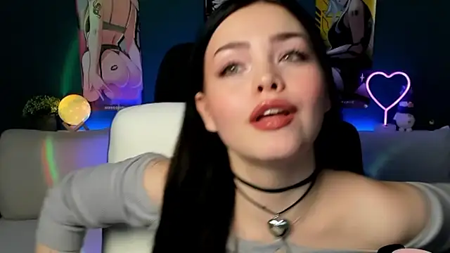 AkiraKatsu online show from 12-19-24, 10:00