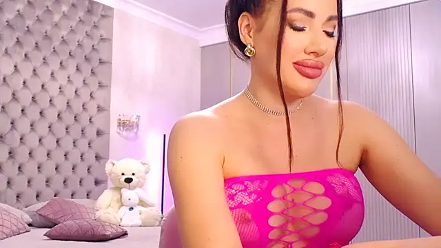 TianaPosh online show from 10-25-25, 08:25