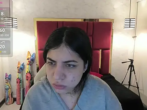 Snapshot of Violet_m chatting on 10-13-25, 11:54 Violet m online show from 10-13-25, 11:54