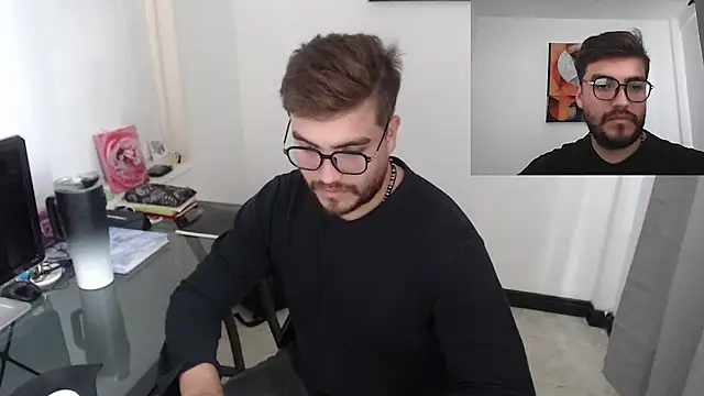 Snapshot of Dylanwish chatting on 12-05-24, 07:17 Dylanwish online show from 12-05-24, 07:17