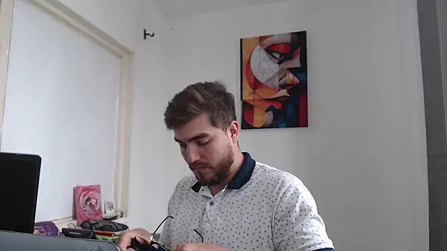 Snapshot of Dylanwish chatting on 12-14-24, 07:25 Dylanwish online show from 12-14-24, 07:25