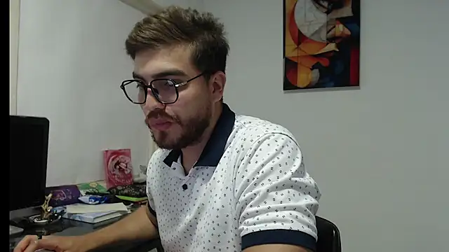 Snapshot of Dylanwish chatting on 12-14-24, 10:28 Dylanwish online show from 12-14-24, 10:28