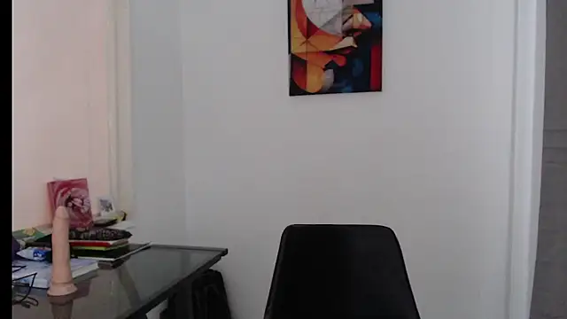 Snapshot of Dylanwish chatting on 12-18-24, 10:24 Dylanwish online show from 12-18-24, 10:24