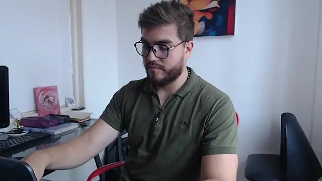 Snapshot of Dylanwish chatting on 02-01-25, 07:23 Dylanwish online show from 02-01-25, 07:23