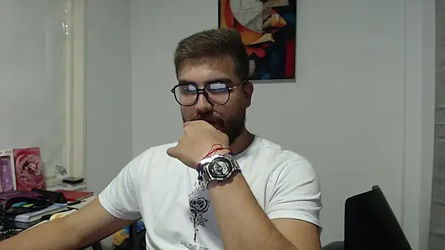 Snapshot of Dylanwish chatting on 02-25-25, 11:11 Dylanwish online show from 02-25-25, 11:11