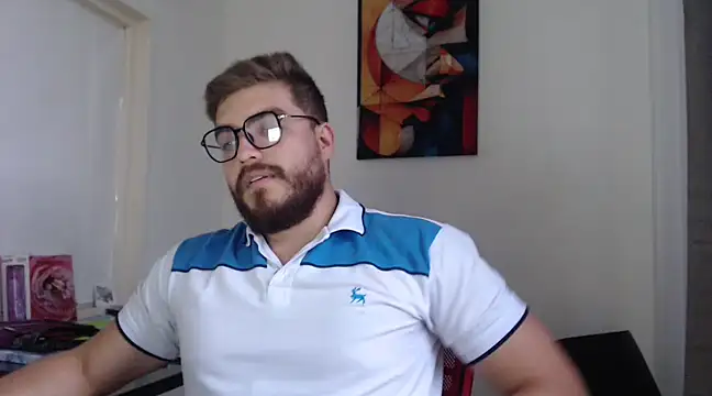 Snapshot of Dylanwish chatting on 03-01-25, 10:31 Dylanwish online show from 03-01-25, 10:31