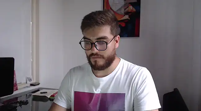 Snapshot of Dylanwish chatting on 03-05-25, 10:43 Dylanwish online show from 03-05-25, 10:43