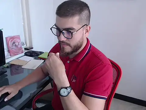 Snapshot of Dylanwish chatting on 09-16-25, 08:43 Dylanwish online show from 09-16-25, 08:43