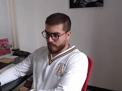 Snapshot of Dylanwish chatting on 10-08-25, 08:06 Dylanwish online show from 10-08-25, 08:06