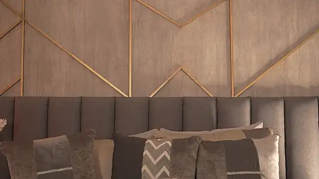 miia blake online show from 11-10-25, 09:36