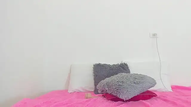 Snapshot of Lori_Evanss chatting on 01-27-25, 06:09 Lori Evanss online show from 01-27-25, 06:09