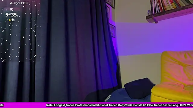 Snapshot of sasha_long13 chatting on 09-19-25, 10:10 sasha long13 online show from 09-19-25, 10:10