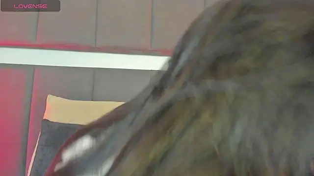 Snapshot of nicolle_pierce chatting on 02-26-25, 12:36 nicolle pierce online show from 02-26-25, 12:36