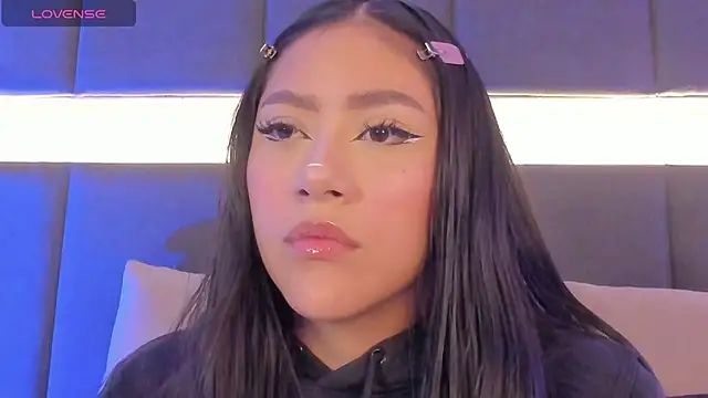 Snapshot of nicolle_pierce chatting on 03-08-25, 12:09 nicolle pierce online show from 03-08-25, 12:09