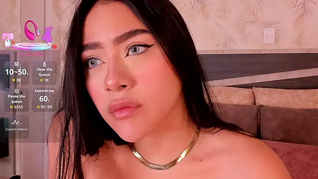 Snapshot of nicolle_pierce chatting on 12-05-25, 01:31 nicolle pierce online show from 12-05-25, 01:31