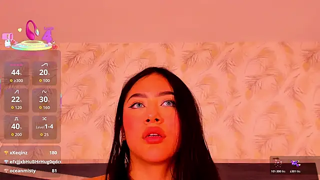 Snapshot of nicolle_pierce chatting on 12-13-25, 07:53 nicolle pierce online show from 12-13-25, 07:53