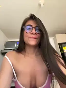 Snapshot of MariaIsabella8 chatting on 03-22-25, 07:20 MariaIsabella8 online show from 03-22-25, 07:20