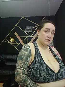 Snapshot of Gelena_Black chatting on 10-14-25, 12:06 Gelena Black online show from 10-14-25, 12:06