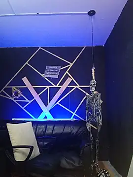 Snapshot of Gelena_Black chatting on 10-17-25, 12:08 Gelena Black online show from 10-17-25, 12:08