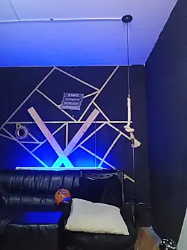 Snapshot of Gelena_Black chatting on 10-20-25, 12:05 Gelena Black online show from 10-20-25, 12:05