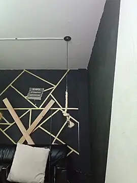 Snapshot of Gelena_Black chatting on 10-22-25, 12:05 Gelena Black online show from 10-22-25, 12:05