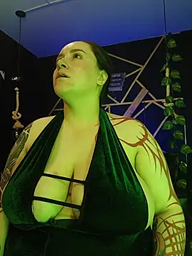 Snapshot of Gelena_Black chatting on 10-25-25, 12:56 Gelena Black online show from 10-25-25, 12:56