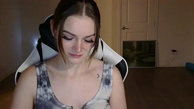 Snapshot of KLEOKILLS chatting on 01-10-25, 01:53 KLEOKILLS online show from 01-10-25, 01:53