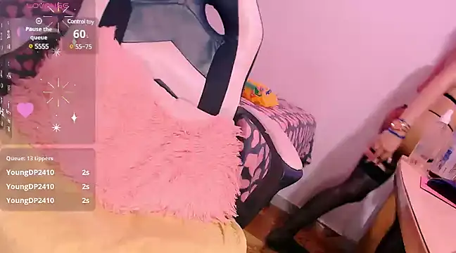 Snapshot of Venecia_Sweet chatting on 01-31-25, 04:58 Venecia Sweet online show from 01-31-25, 04:58